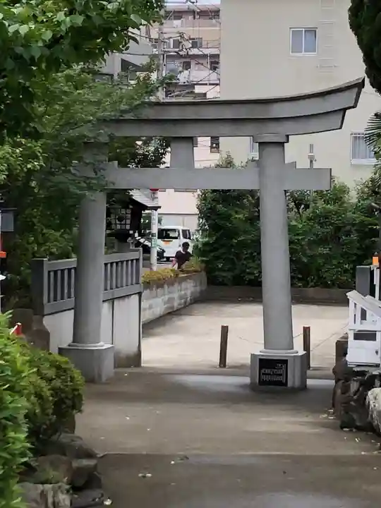 京濱伏見稲荷神社の鳥居