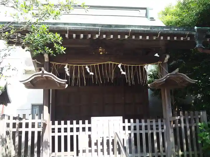 諏訪神社の末社・摂社
