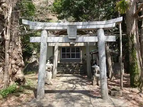 那須加美乃金子神社の鳥居