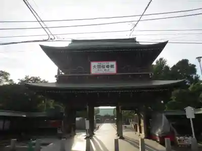 川崎大師（平間寺）の山門・神門