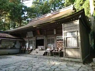 砥鹿神社（奥宮）の本殿・本堂