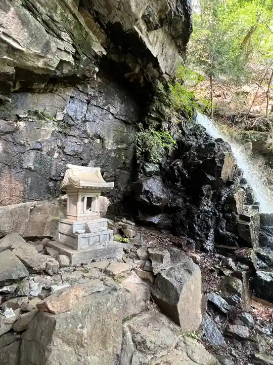 母の白滝神社(山梨県)