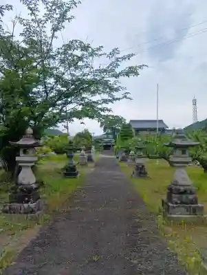 北野神社の{uncategorized: "未分類", other: "その他", undefined: "問題あり", building: "その他建物", grave: "お墓", sacred_gate: "鳥居", guardian: "狛犬", statue: "像", buddha: "仏像", history: "歴史", nature: "自然", garden: "庭園", animal: "動物", pagoda: "塔", temizu: "手水舎", mountain_gate: "山門・神門", sanctuary: "本殿・本堂", subordinate: "末社・摂社", art: "芸術", scenery: "景色", jizo: "地蔵", ema: "絵馬", goshuin: "御朱印", omikuji: "おみくじ", items: "授与品その他", amulet: "お守り", goshuincho: "御朱印帳", eats: "食事", festival: "お祭り", votive_dance: "神楽", shichigosan: "七五三参", wedding: "結婚式", experience: "体験その他", initially: "初詣", around: "周辺", anti_infection: "感染症対策"}