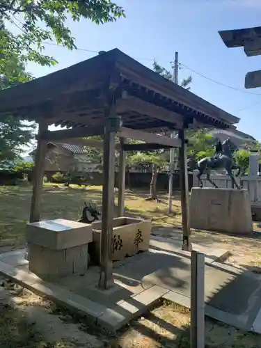 白山神社の手水