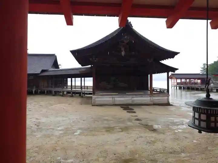 厳島神社(広島県)