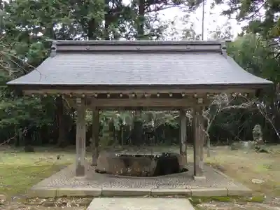 倭文神社の手水舎