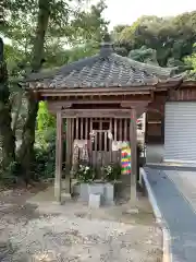 繁多寺の本殿