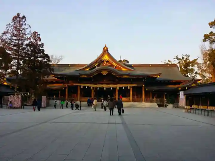 寒川神社の本殿・本堂