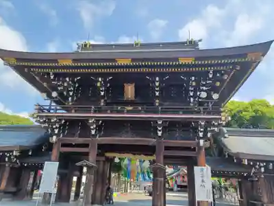 真清田神社の山門・神門