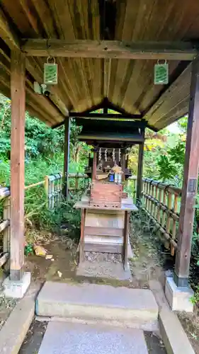 白金氷川神社の末社・摂社