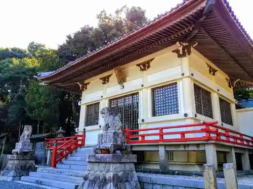 板山神社の本殿