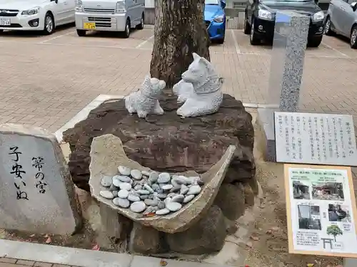 徳井神社の狛犬