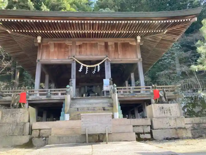 有馬稲荷神社の本殿・本堂