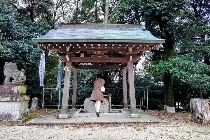 八幡神社(水北町)の手水舎