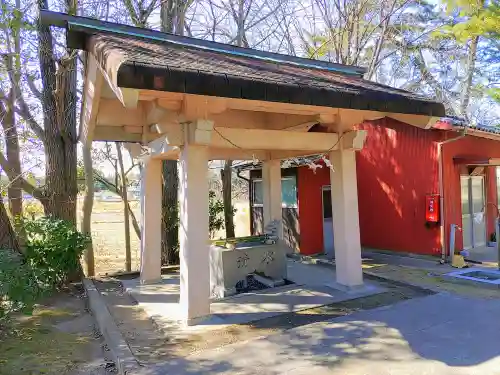 山中八幡社の手水舎