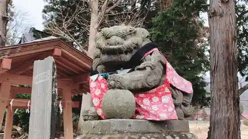 高司神社〜むすびの神の鎮まる社〜の狛犬