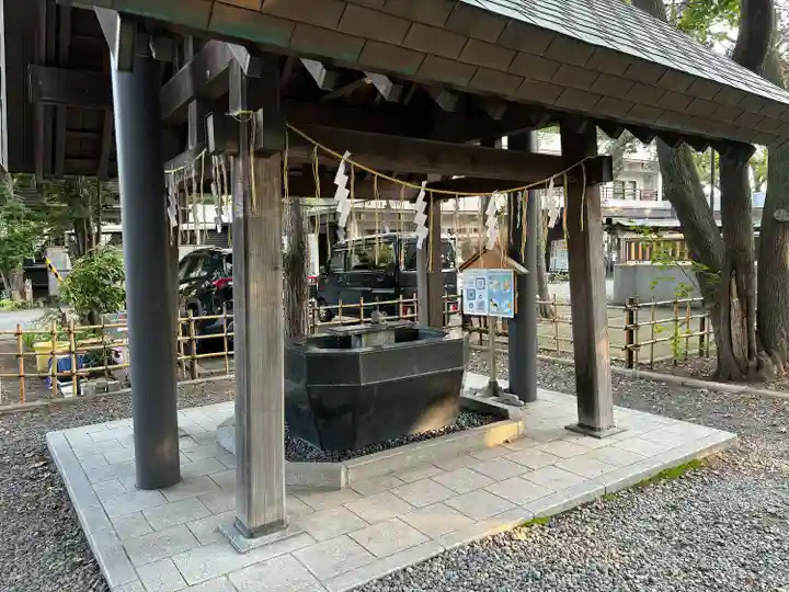 新琴似神社の手水舎
