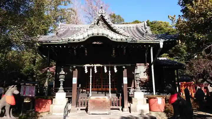 三囲神社の本殿・本堂