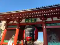 浅草寺の山門・神門