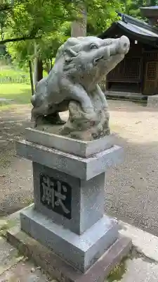 和気神社の{uncategorized: "未分類", other: "その他", undefined: "問題あり", building: "その他建物", grave: "お墓", sacred_gate: "鳥居", guardian: "狛犬", statue: "像", buddha: "仏像", history: "歴史", nature: "自然", garden: "庭園", animal: "動物", pagoda: "塔", temizu: "手水舎", mountain_gate: "山門・神門", sanctuary: "本殿・本堂", subordinate: "末社・摂社", art: "芸術", scenery: "景色", jizo: "地蔵", ema: "絵馬", goshuin: "御朱印", omikuji: "おみくじ", items: "授与品その他", amulet: "お守り", goshuincho: "御朱印帳", eats: "食事", festival: "お祭り", votive_dance: "神楽", shichigosan: "七五三参", wedding: "結婚式", experience: "体験その他", initially: "初詣", around: "周辺", anti_infection: "感染症対策"}