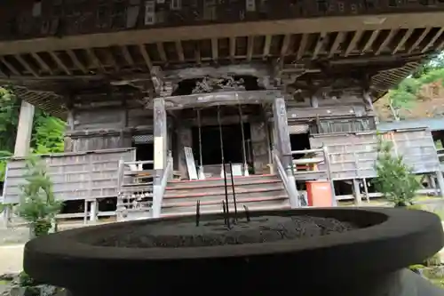 松尾寺の本殿・本堂