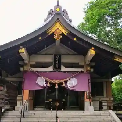 彌彦神社　(伊夜日子神社)の本殿・本堂