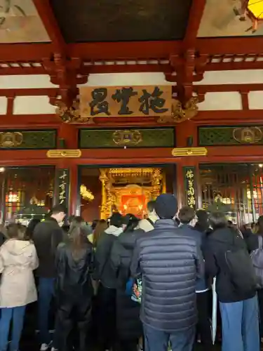 浅草寺の{uncategorized: "未分類", other: "その他", undefined: "問題あり", building: "その他建物", grave: "お墓", sacred_gate: "鳥居", guardian: "狛犬", statue: "像", buddha: "仏像", history: "歴史", nature: "自然", garden: "庭園", animal: "動物", pagoda: "塔", temizu: "手水舎", mountain_gate: "山門・神門", sanctuary: "本殿・本堂", subordinate: "末社・摂社", art: "芸術", scenery: "景色", jizo: "地蔵", ema: "絵馬", goshuin: "御朱印", omikuji: "おみくじ", items: "授与品その他", amulet: "お守り", goshuincho: "御朱印帳", eats: "食事", festival: "お祭り", votive_dance: "神楽", shichigosan: "七五三参", wedding: "結婚式", experience: "体験その他", initially: "初詣", around: "周辺", anti_infection: "感染症対策"}