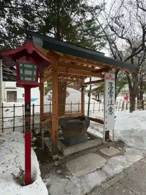 発寒神社の{uncategorized: "未分類", other: "その他", undefined: "問題あり", building: "その他建物", grave: "お墓", sacred_gate: "鳥居", guardian: "狛犬", statue: "像", buddha: "仏像", history: "歴史", nature: "自然", garden: "庭園", animal: "動物", pagoda: "塔", temizu: "手水舎", mountain_gate: "山門・神門", sanctuary: "本殿・本堂", subordinate: "末社・摂社", art: "芸術", scenery: "景色", jizo: "地蔵", ema: "絵馬", goshuin: "御朱印", omikuji: "おみくじ", items: "授与品その他", amulet: "お守り", goshuincho: "御朱印帳", eats: "食事", festival: "お祭り", votive_dance: "神楽", shichigosan: "七五三参", wedding: "結婚式", experience: "体験その他", initially: "初詣", around: "周辺", anti_infection: "感染症対策"}