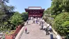 鶴岡八幡宮の建物その他