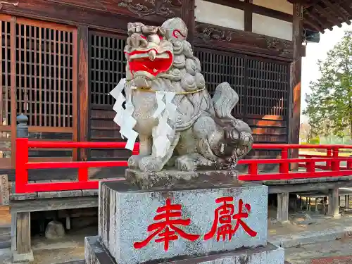 賀茂春日神社の狛犬