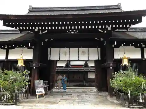 賀茂御祖神社（下鴨神社）の山門・神門