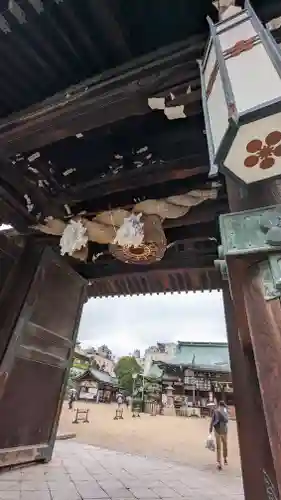 大阪天満宮の山門