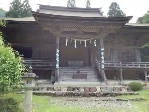 若狭神宮寺の本殿