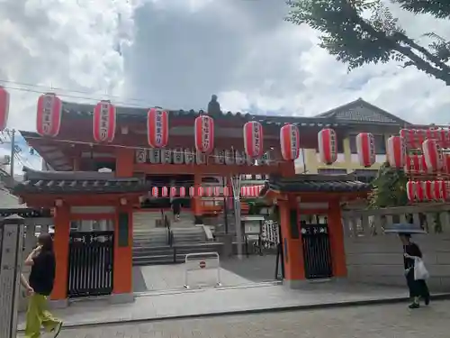 善國寺の山門・神門