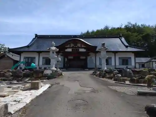 松園寺の本殿・本堂