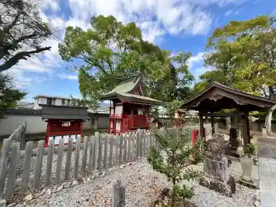 天王神社の{uncategorized: "未分類", other: "その他", undefined: "問題あり", building: "その他建物", grave: "お墓", sacred_gate: "鳥居", guardian: "狛犬", statue: "像", buddha: "仏像", history: "歴史", nature: "自然", garden: "庭園", animal: "動物", pagoda: "塔", temizu: "手水舎", mountain_gate: "山門・神門", sanctuary: "本殿・本堂", subordinate: "末社・摂社", art: "芸術", scenery: "景色", jizo: "地蔵", ema: "絵馬", goshuin: "御朱印", omikuji: "おみくじ", items: "授与品その他", amulet: "お守り", goshuincho: "御朱印帳", eats: "食事", festival: "お祭り", votive_dance: "神楽", shichigosan: "七五三参", wedding: "結婚式", experience: "体験その他", initially: "初詣", around: "周辺", anti_infection: "感染症対策"}