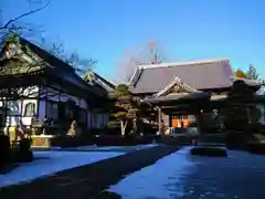 松音寺の本殿