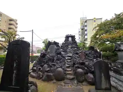 中割天祖神社の末社・摂社