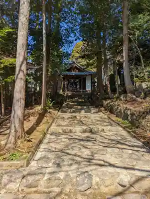 玉野御嶽神社の本殿・本堂