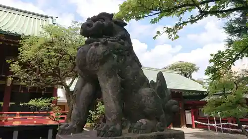 根津神社の狛犬