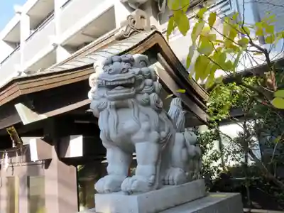 神楽坂若宮八幡神社の狛犬