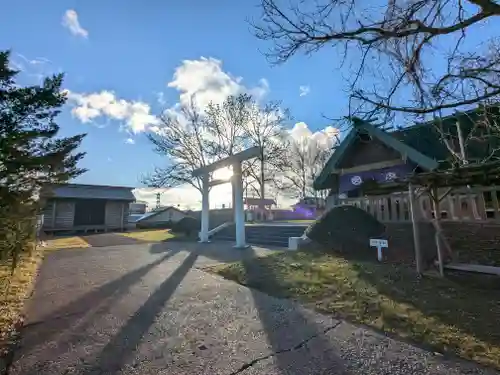 鳥取神社の庭園