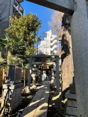 高円寺氷川神社の鳥居