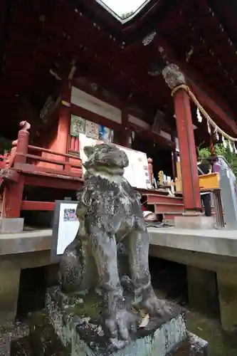 聖神社の狛犬