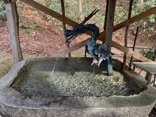 七滝神社の手水舎