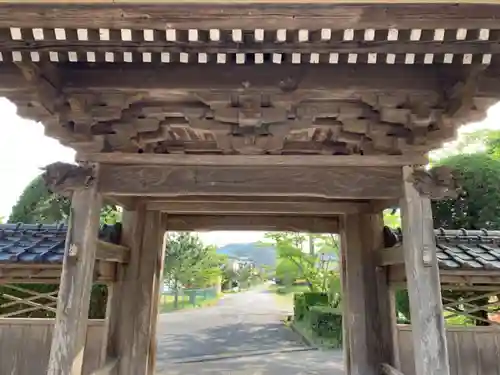 長勝寺の山門