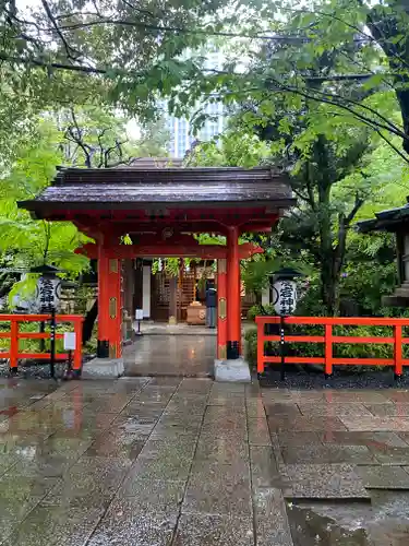 愛宕神社の山門