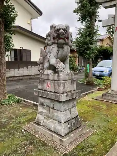 稲荷神社の狛犬