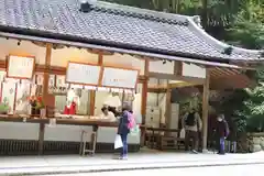 狭井坐大神荒魂神社(狭井神社)の建物その他