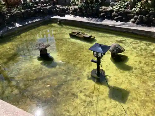 粟島神社の{uncategorized: "未分類", other: "その他", undefined: "問題あり", building: "その他建物", grave: "お墓", sacred_gate: "鳥居", guardian: "狛犬", statue: "像", buddha: "仏像", history: "歴史", nature: "自然", garden: "庭園", animal: "動物", pagoda: "塔", temizu: "手水舎", mountain_gate: "山門・神門", sanctuary: "本殿・本堂", subordinate: "末社・摂社", art: "芸術", scenery: "景色", jizo: "地蔵", ema: "絵馬", goshuin: "御朱印", omikuji: "おみくじ", items: "授与品その他", amulet: "お守り", goshuincho: "御朱印帳", eats: "食事", festival: "お祭り", votive_dance: "神楽", shichigosan: "七五三参", wedding: "結婚式", experience: "体験その他", initially: "初詣", around: "周辺", anti_infection: "感染症対策"}